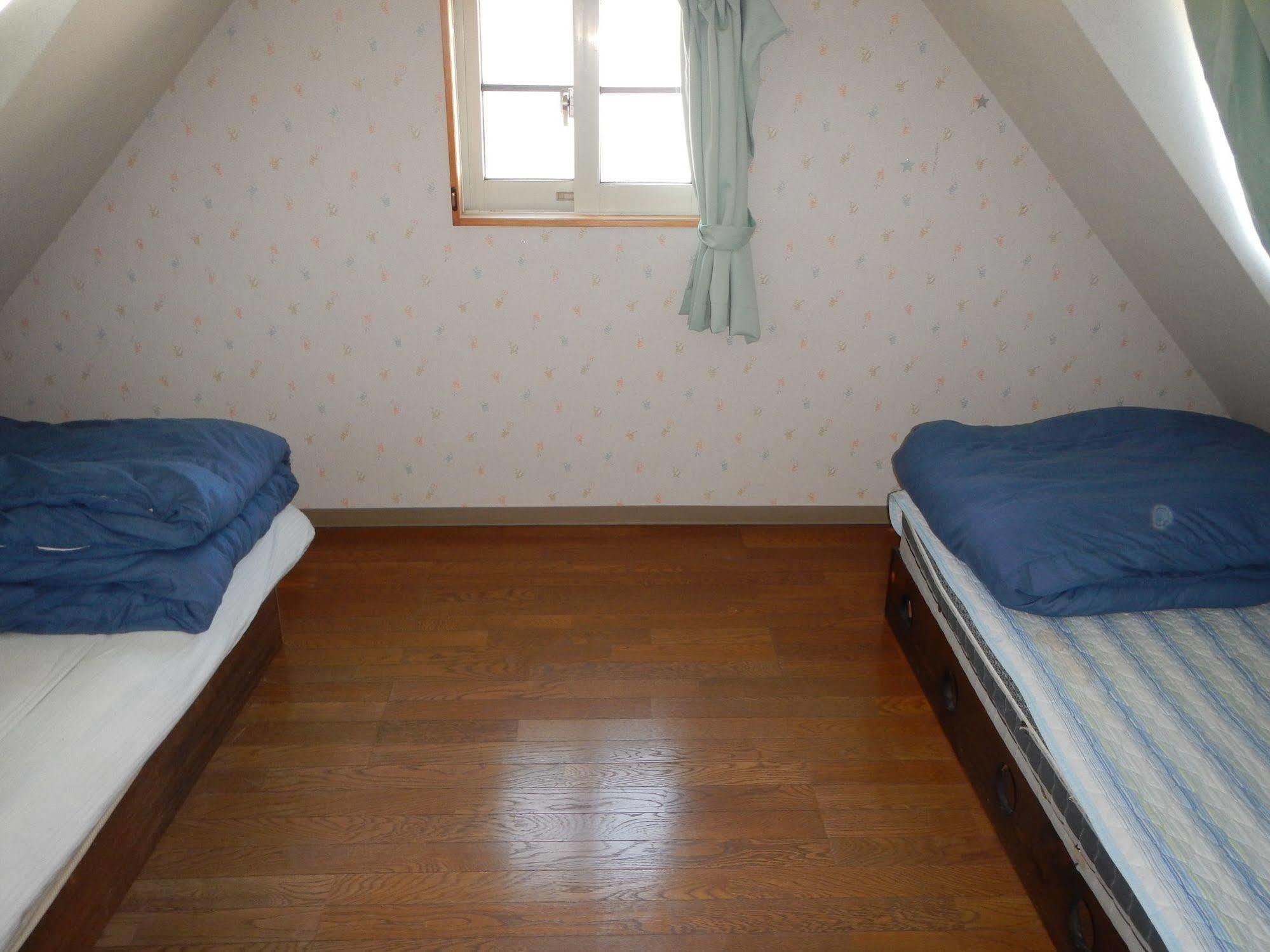 Mt Hakuba Backpackers Hostel מראה חיצוני תמונה