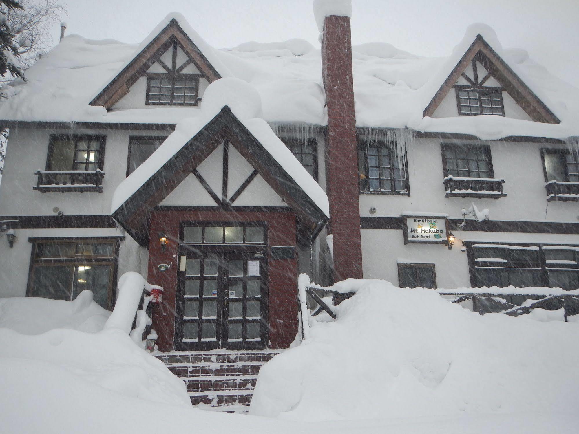 Mt Hakuba Backpackers Hostel מראה חיצוני תמונה