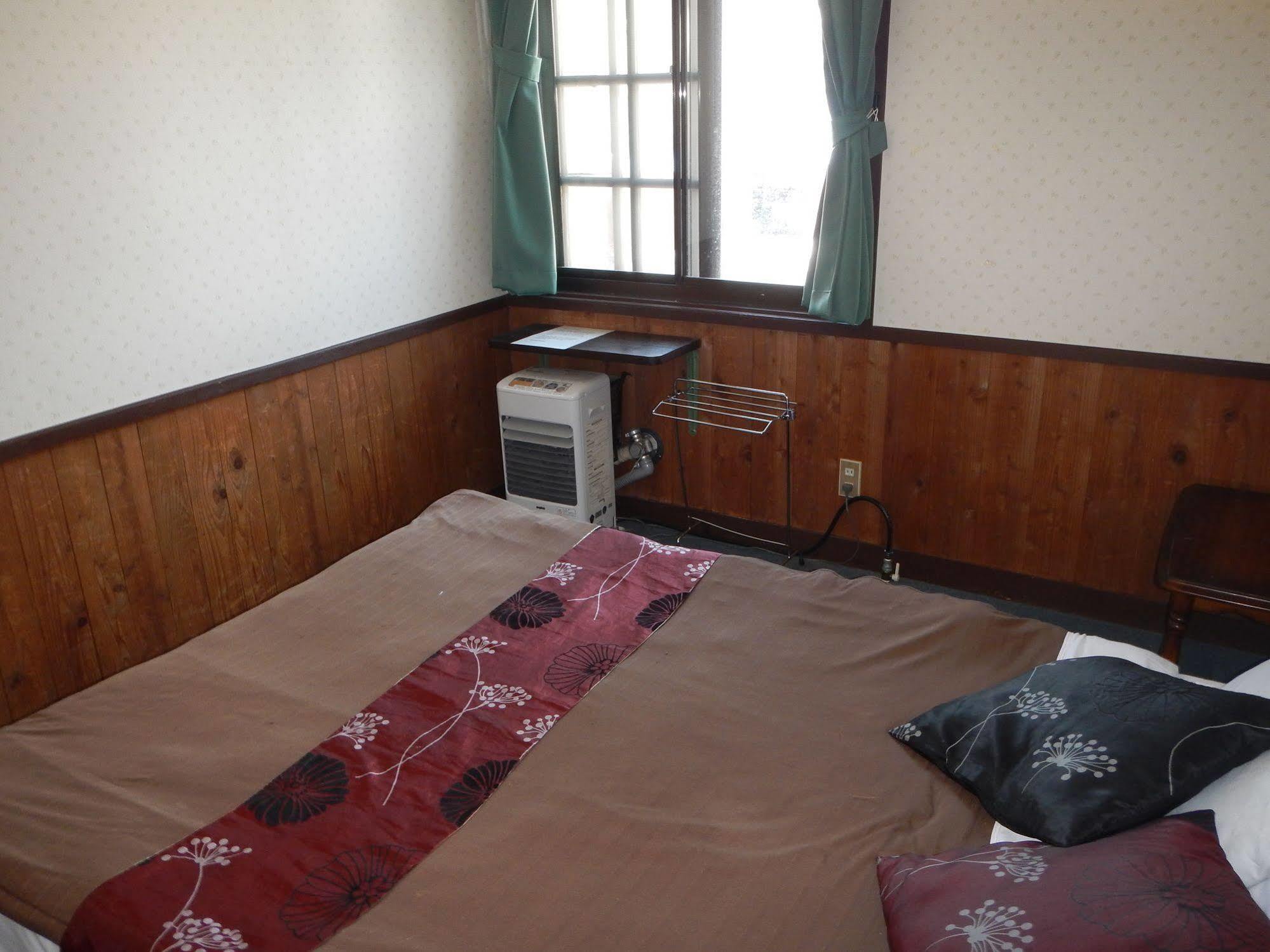 Mt Hakuba Backpackers Hostel מראה חיצוני תמונה