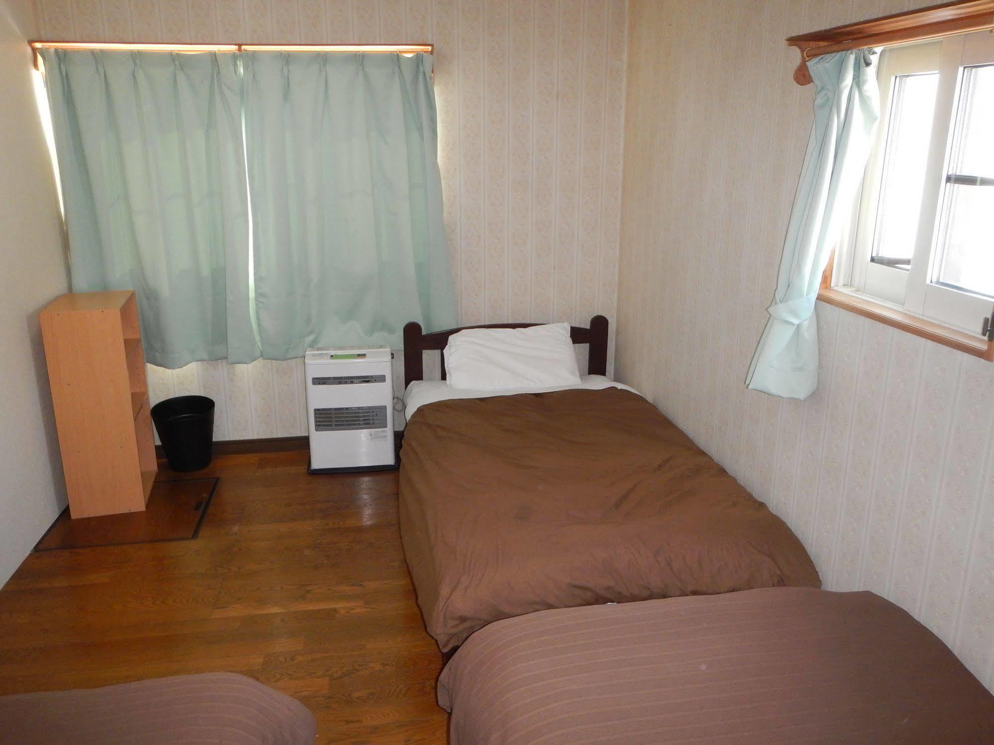 Mt Hakuba Backpackers Hostel מראה חיצוני תמונה