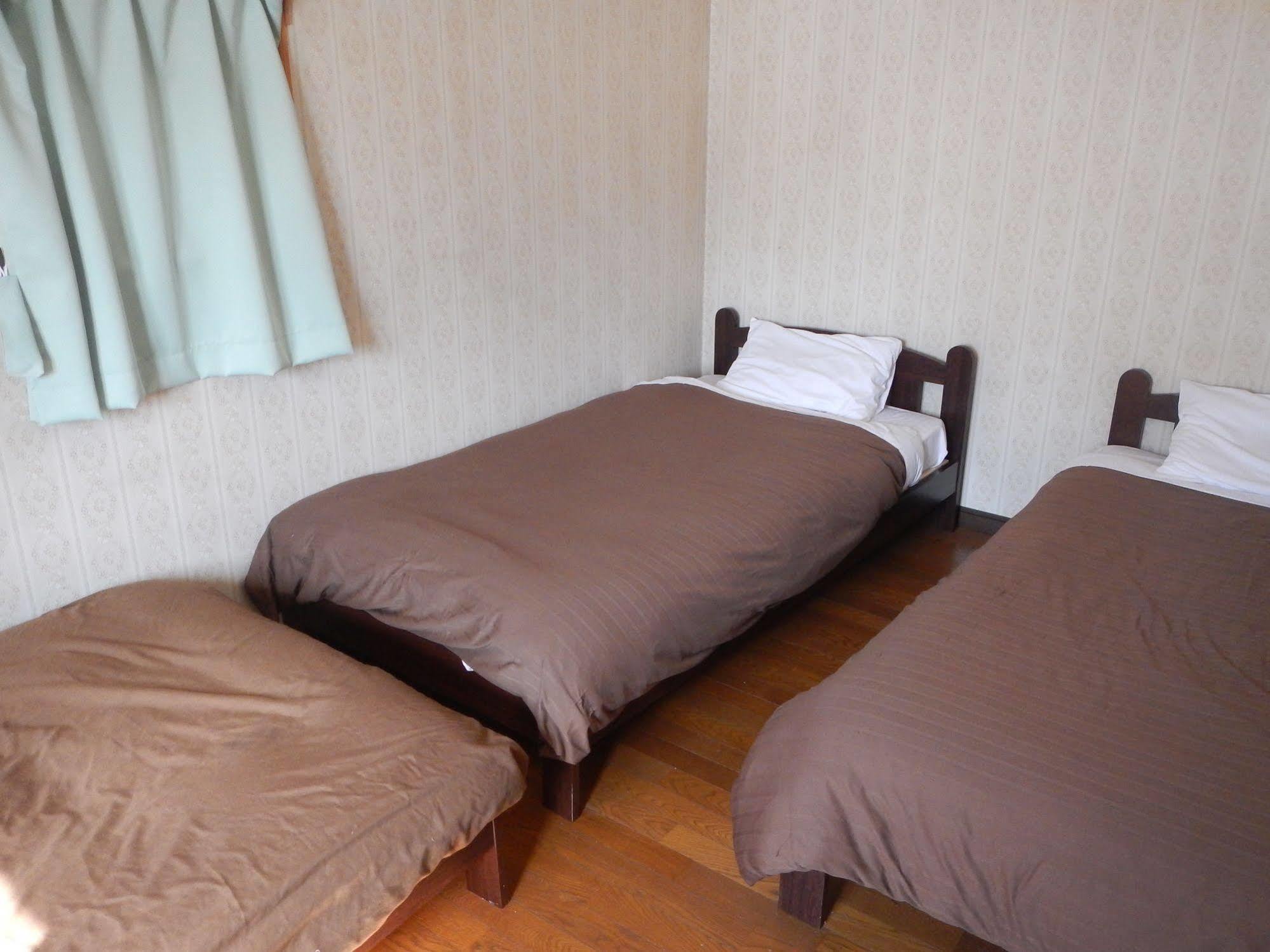 Mt Hakuba Backpackers Hostel מראה חיצוני תמונה