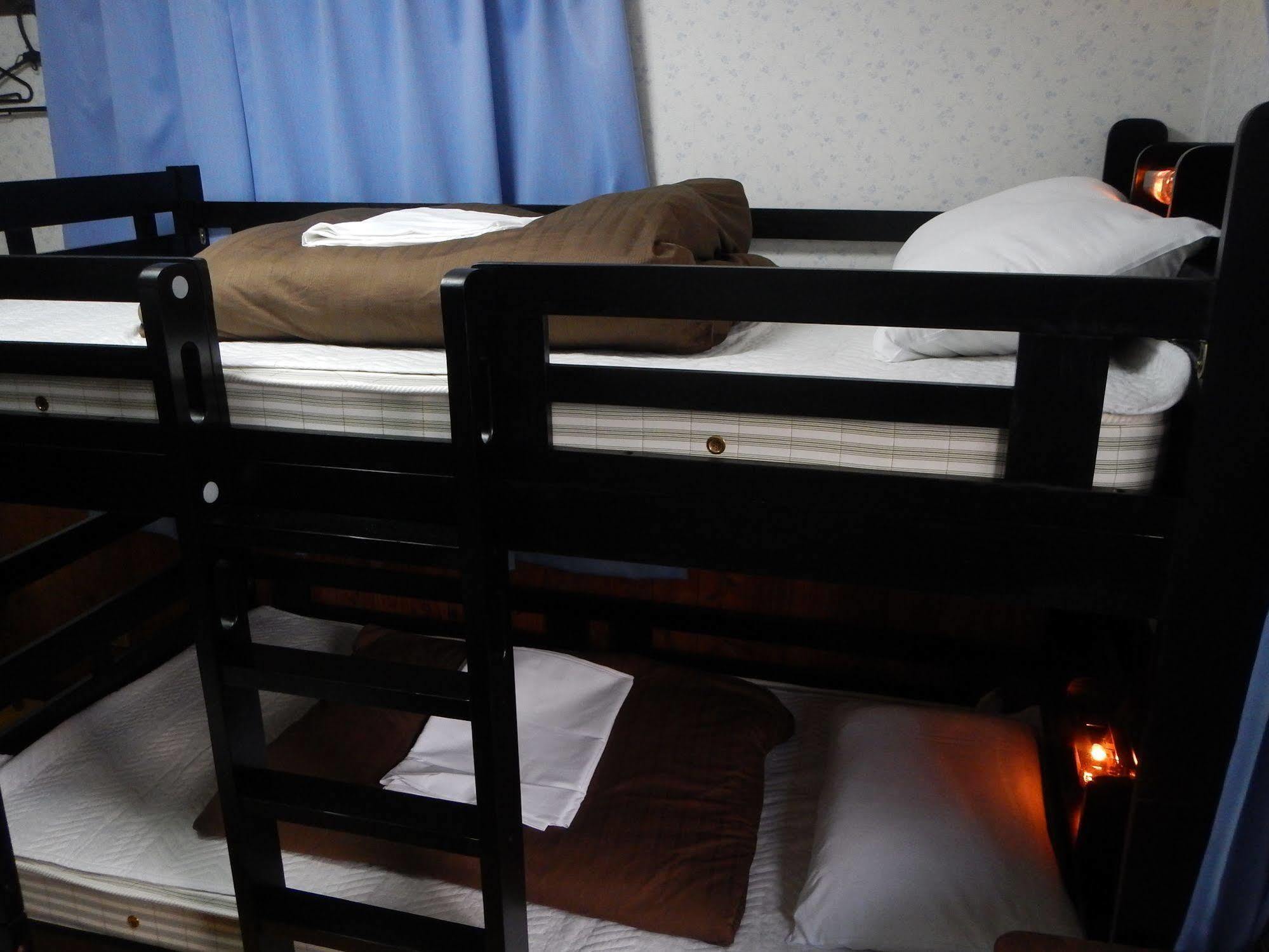 Mt Hakuba Backpackers Hostel מראה חיצוני תמונה